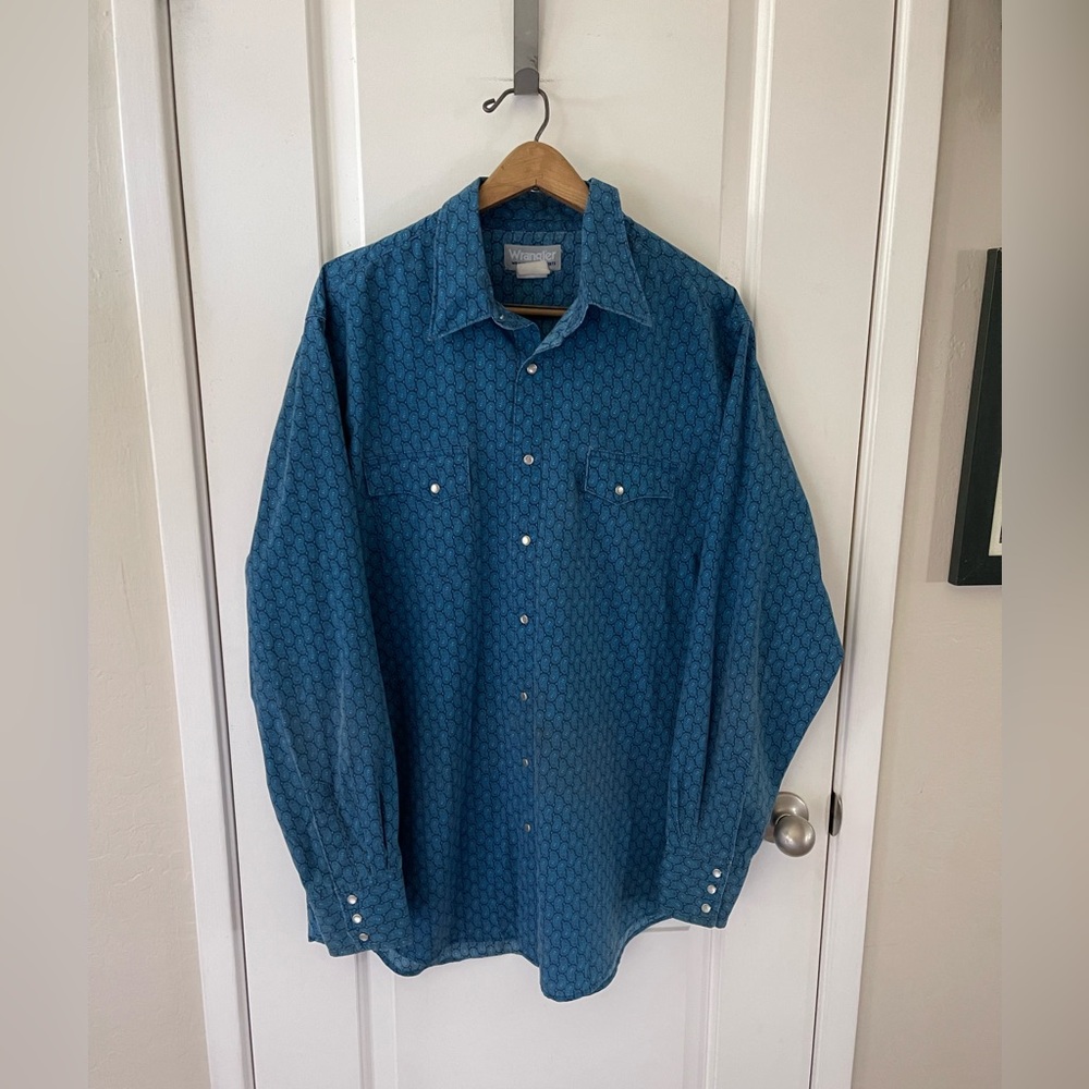 Vintage Wrangler western pearl snap button down shirt paisley print